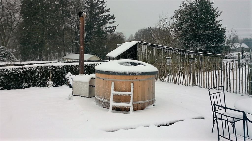 The Blacksmith'S House Libin Exterior photo