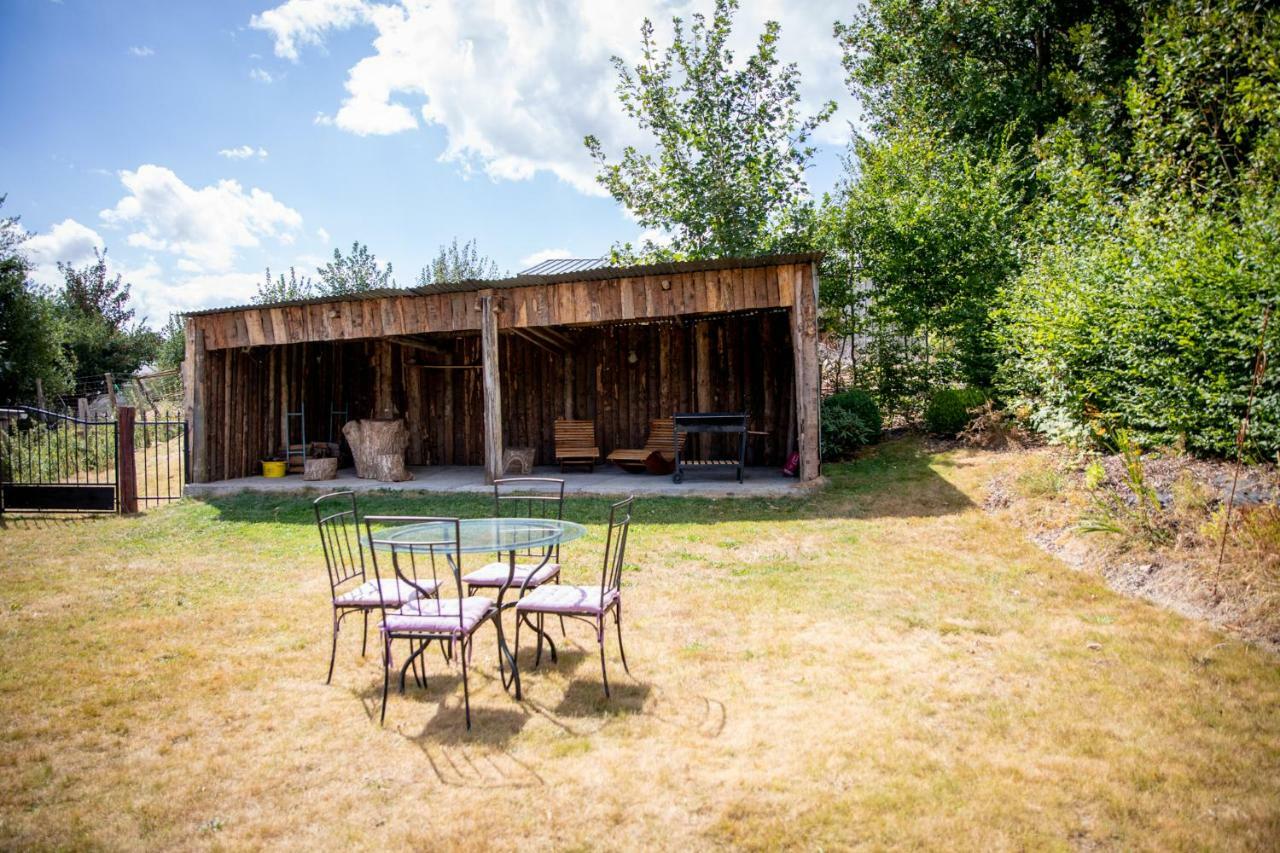 The Blacksmith'S House Libin Exterior photo